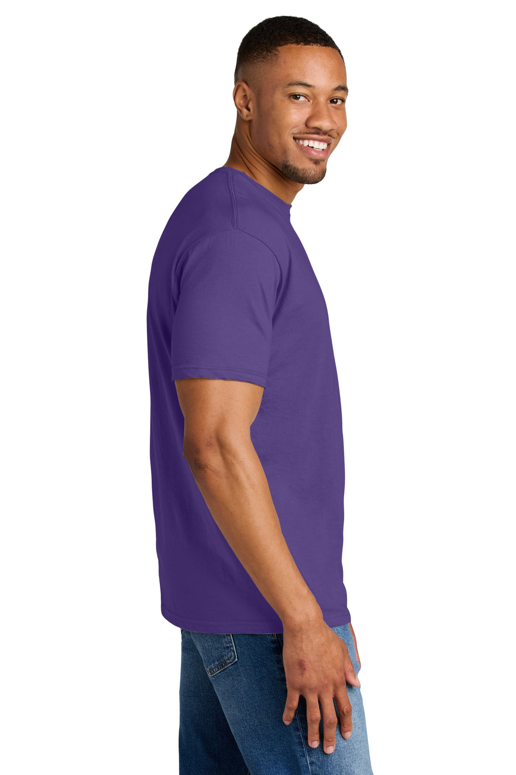 Gildan 64000CVC Softstyle CVC Tee in Amethyst, model side view side-view variant-amethyst