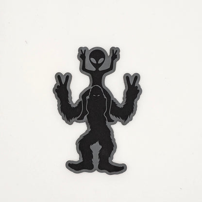 Sasquatch & Alien Piggyback Hat – Funny Leather Patch