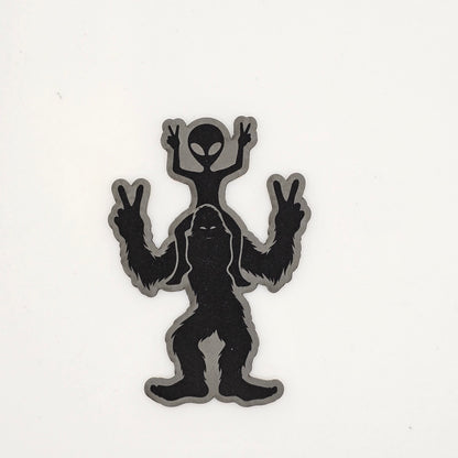 Sasquatch & Alien Piggyback Hat – Funny Leather Patch