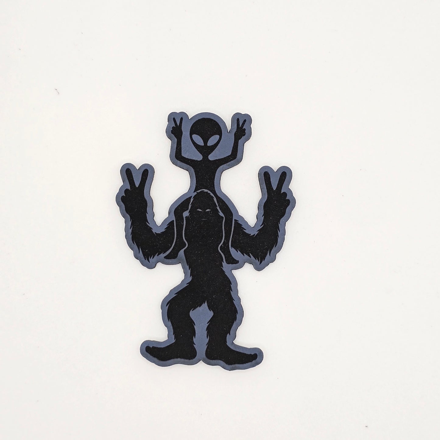 Sasquatch & Alien Piggyback Hat – Funny Leather Patch